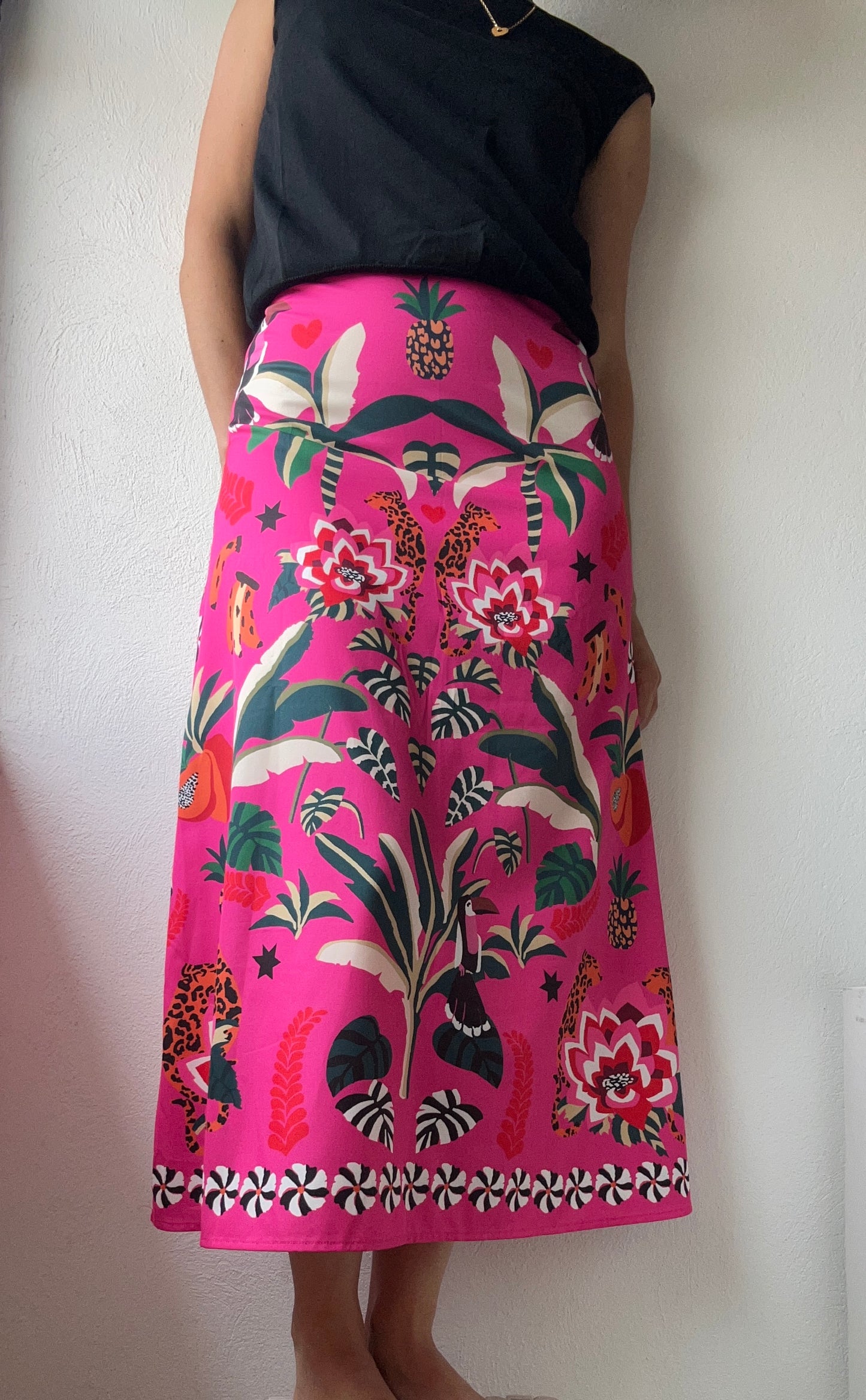 Falda fucsia