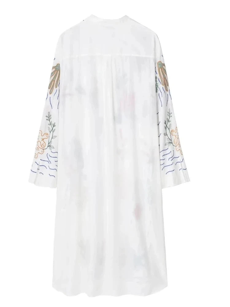 Vestido bordado mar